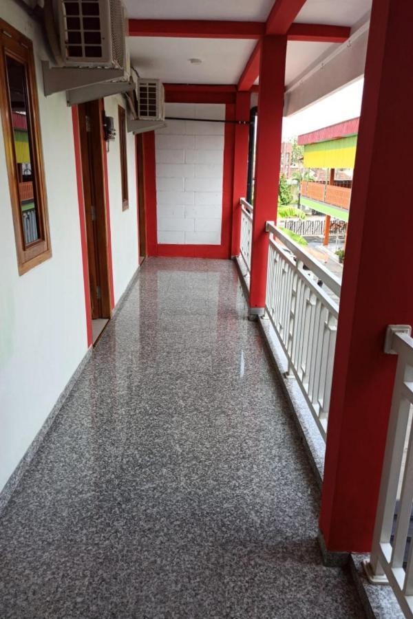 Harmony House Syariah Near Alun Alun Pati Mitra Reddoorz Hotel Buitenkant foto