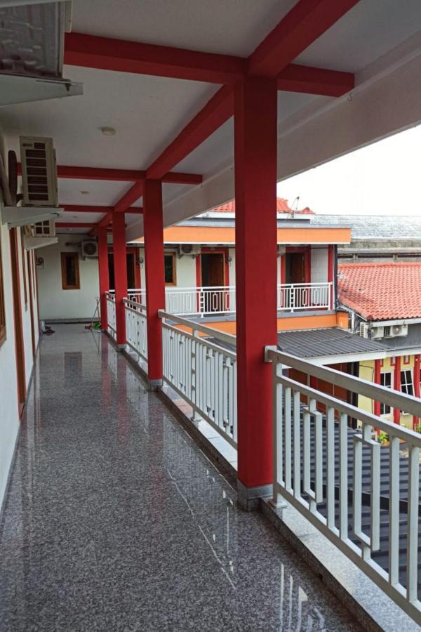 Harmony House Syariah Near Alun Alun Pati Mitra Reddoorz Hotel Buitenkant foto