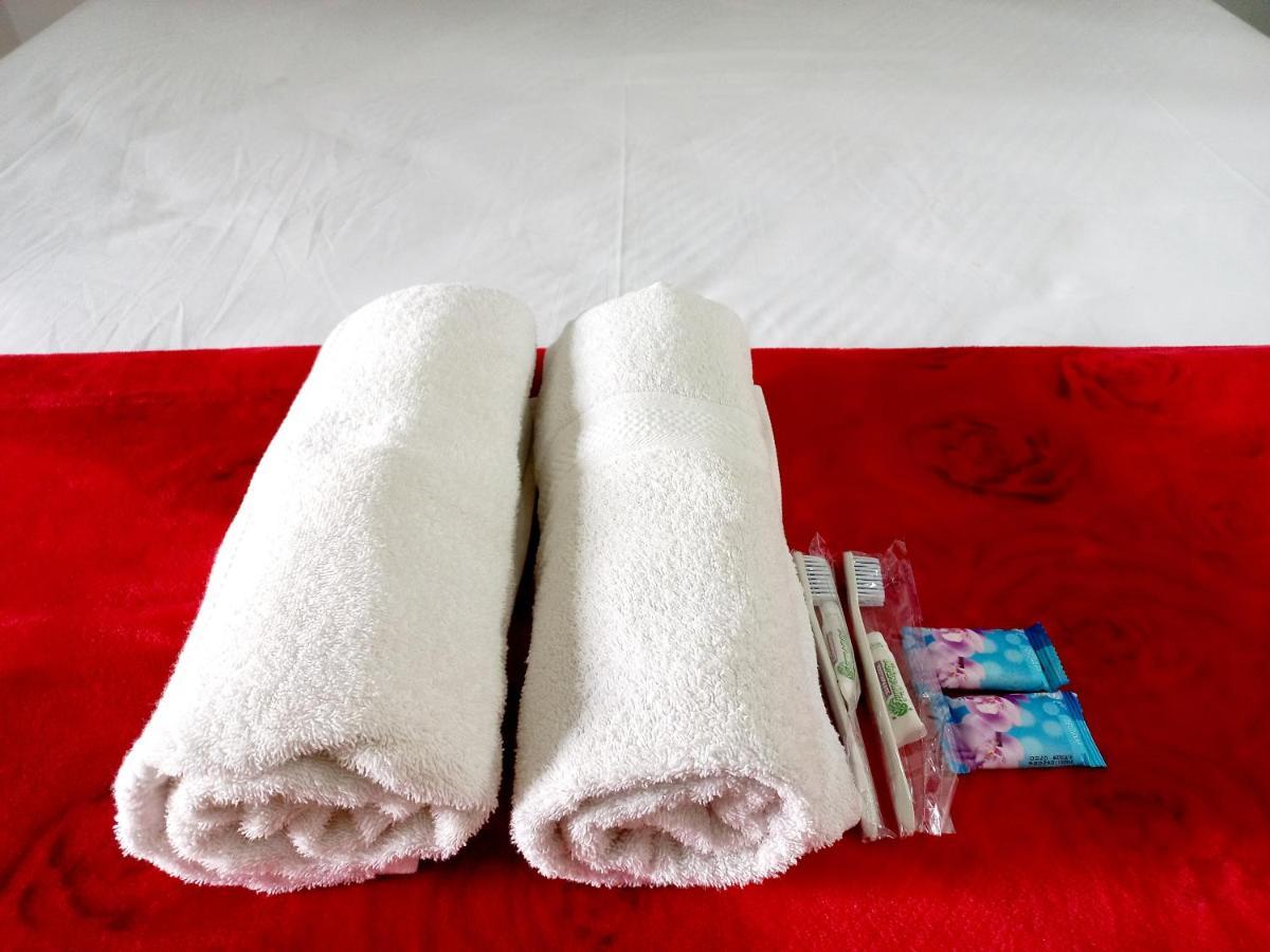 Harmony House Syariah Near Alun Alun Pati Mitra Reddoorz Hotel Buitenkant foto