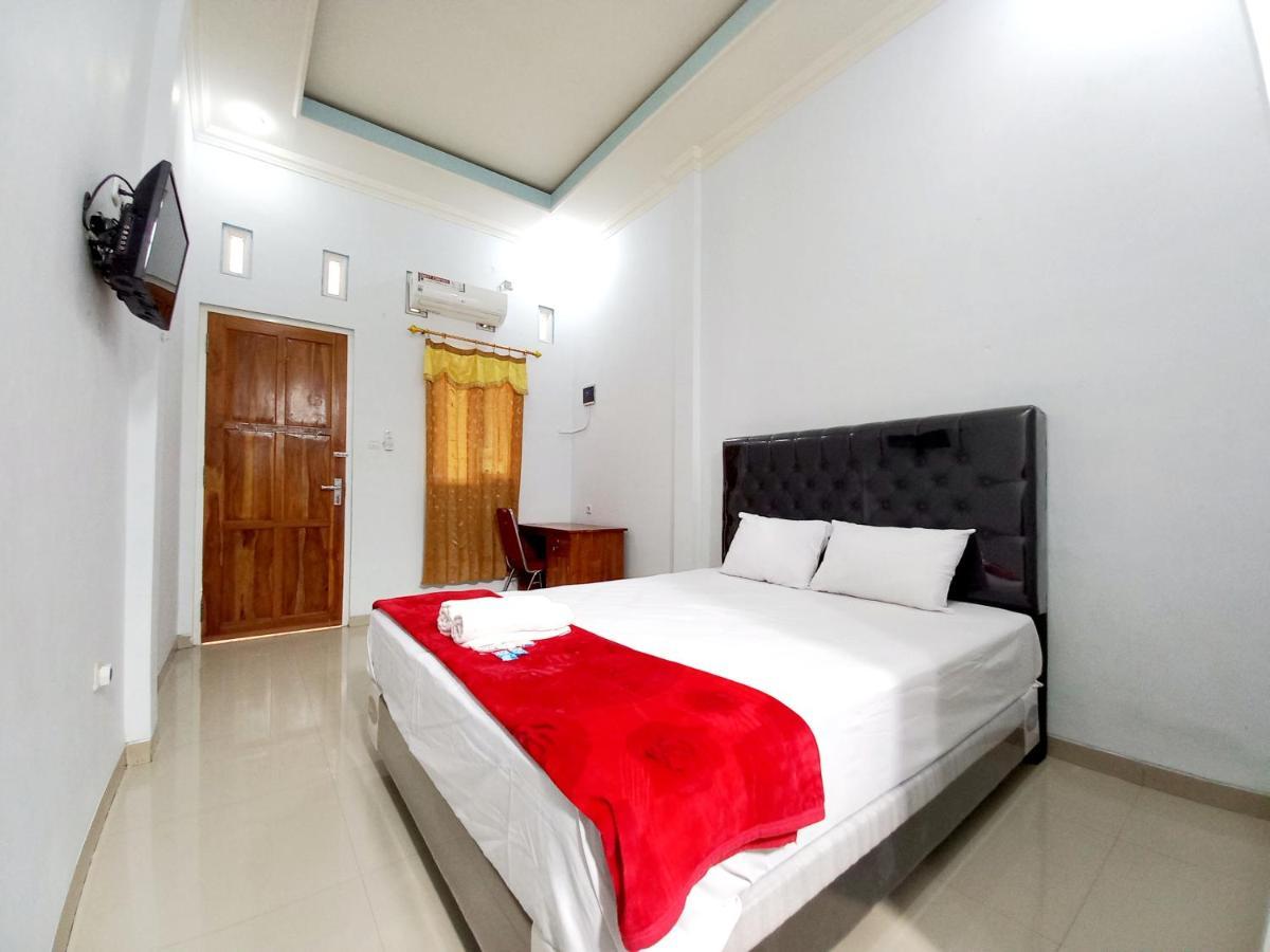 Harmony House Syariah Near Alun Alun Pati Mitra Reddoorz Hotel Buitenkant foto